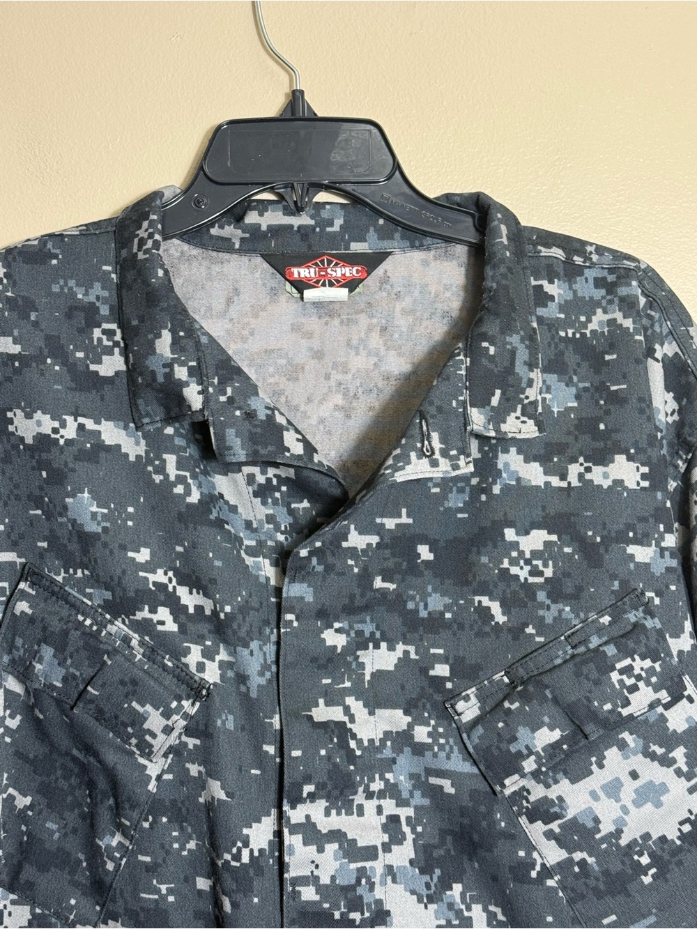 Tru-Spec Digital Camo Tactical Combat Shirt Jacket XL Military BDU ACU - Picture 2 of 12